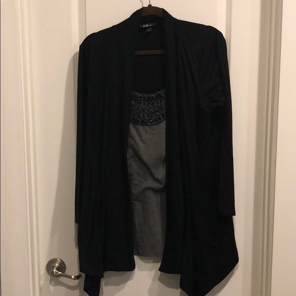 Sweater with built in shirt - Picture 1 of 5